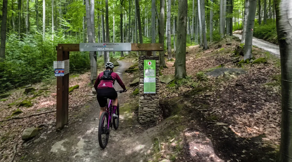 Wjazd na Pętle Trojak – Singletrack Glacensis