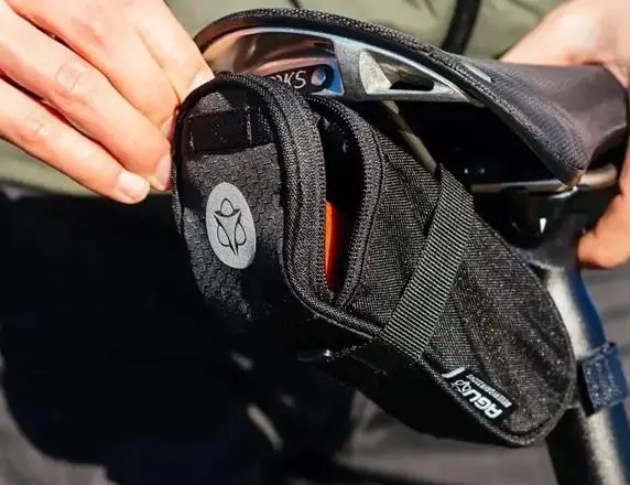 Torba podsiodłowa AGU DWR Saddle Bag Performance Strap