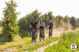 Mazowiecki Gravel 2026 – szósta edycja w nowej odsłonie. Ponad 800 rowerzystów wyruszyło z Warki! 