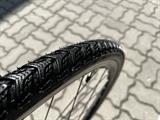 Test opon z serii Schwalbe Marathon na elektrykach