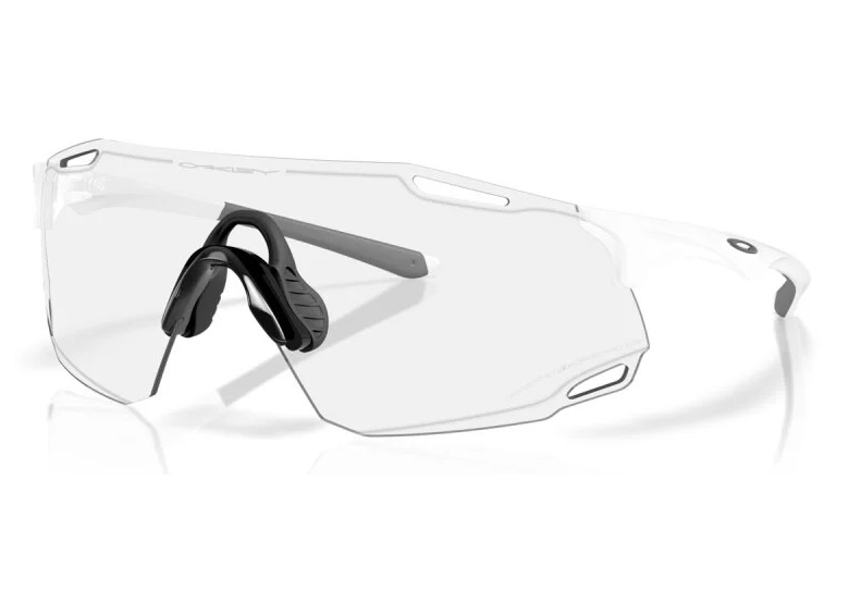 Okulary fotochromowe OAKLEY Cybr Dyno Clear Black Iridium Photochromic